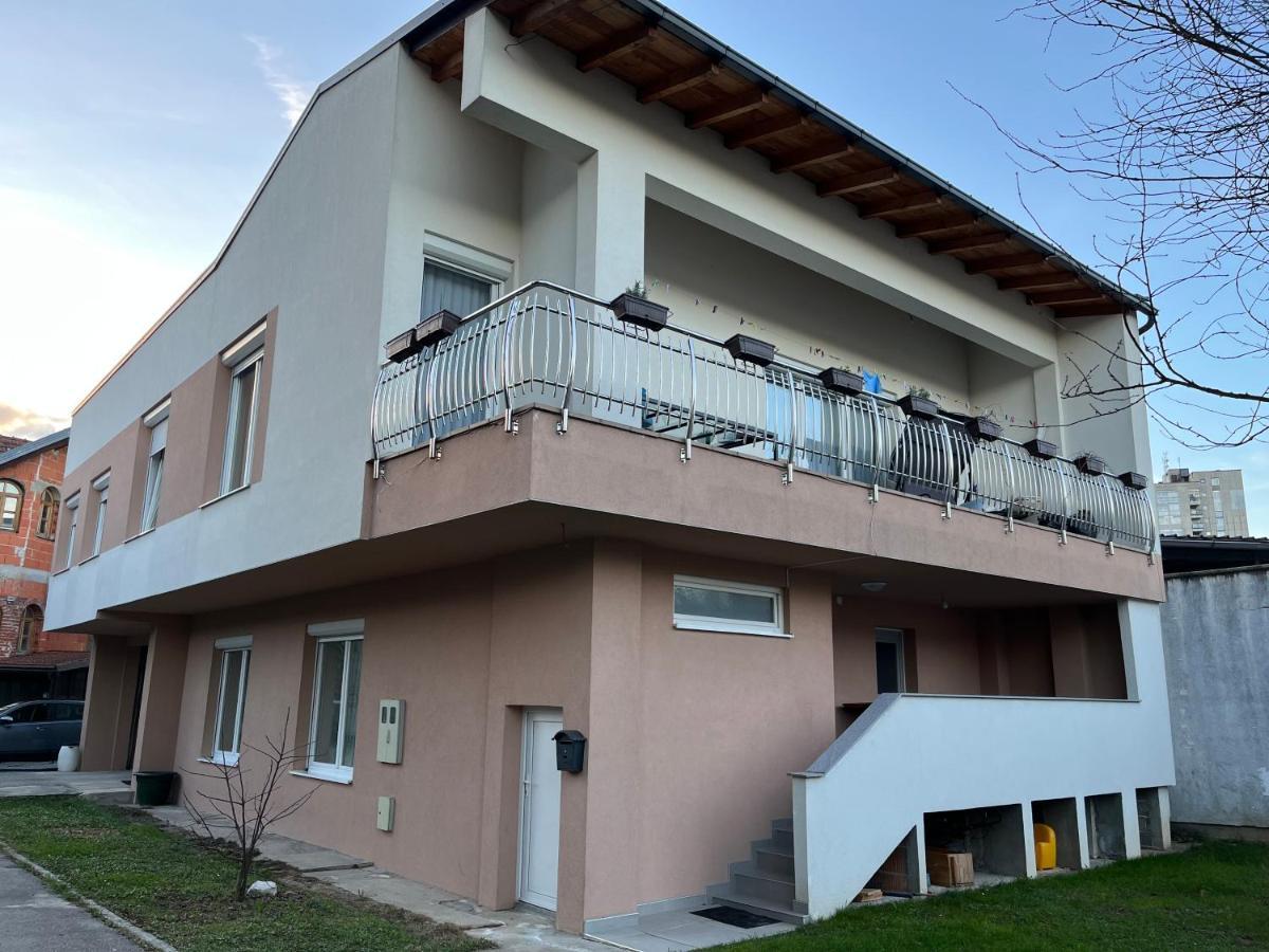 Apartman House Jasmina Bihac Exterior photo
